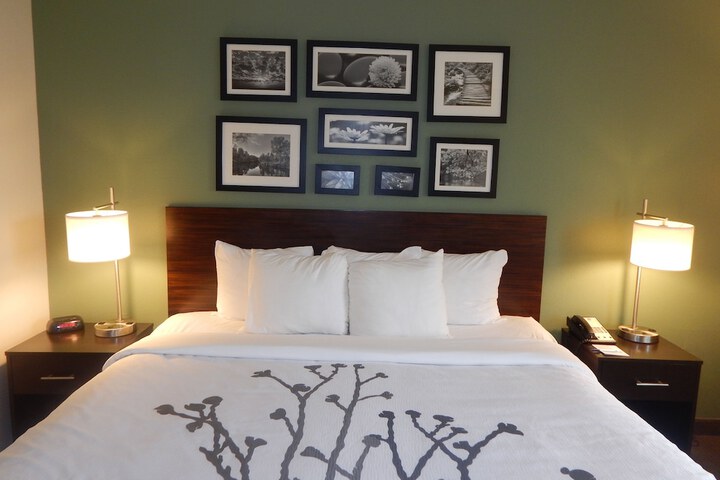 Sleep Inn & Suites Evergreen I-65