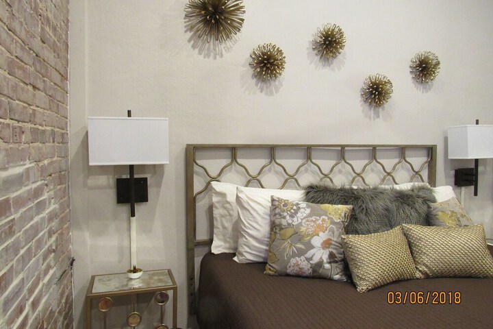 Room 43 of 50