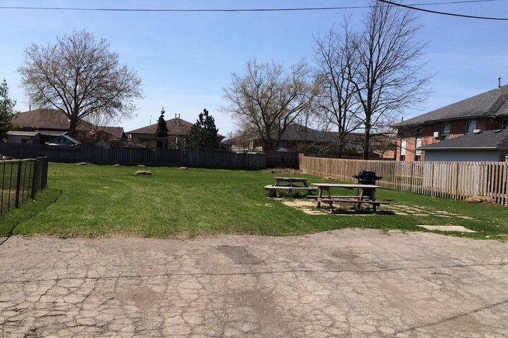 Property Grounds 32 of 32