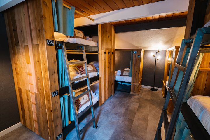Room 26 of 43