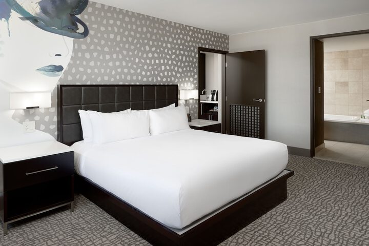 Room 41 of 79
