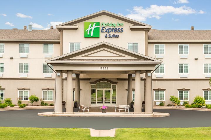 Hotel 2 of 42