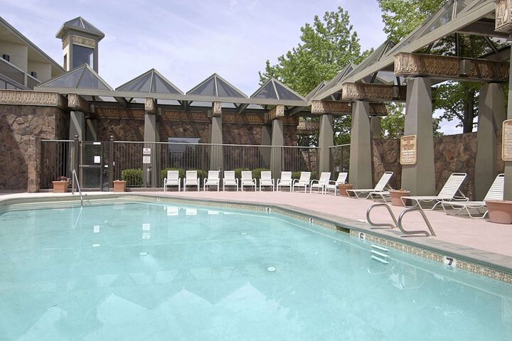 Pool 10 of 41