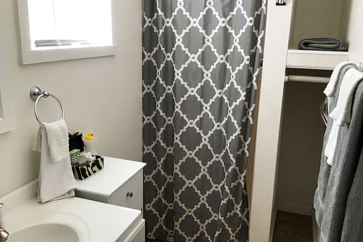 Room 44 of 58