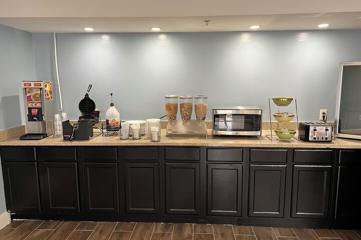 Breakfast/Coffee Service 14 of 14