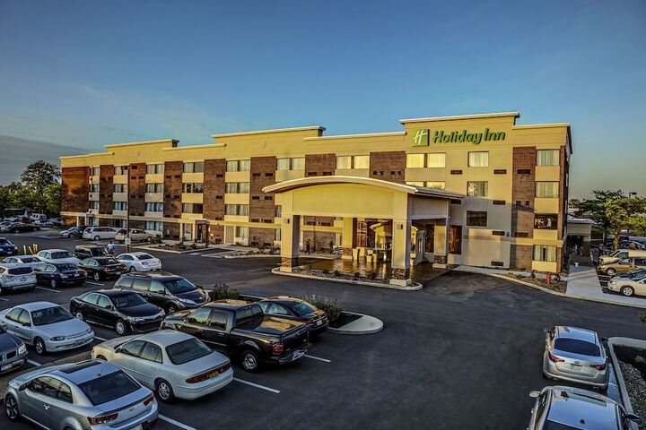 Hotel 4 of 56