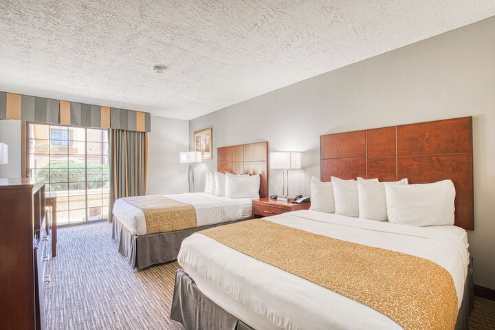 Room 14 of 31