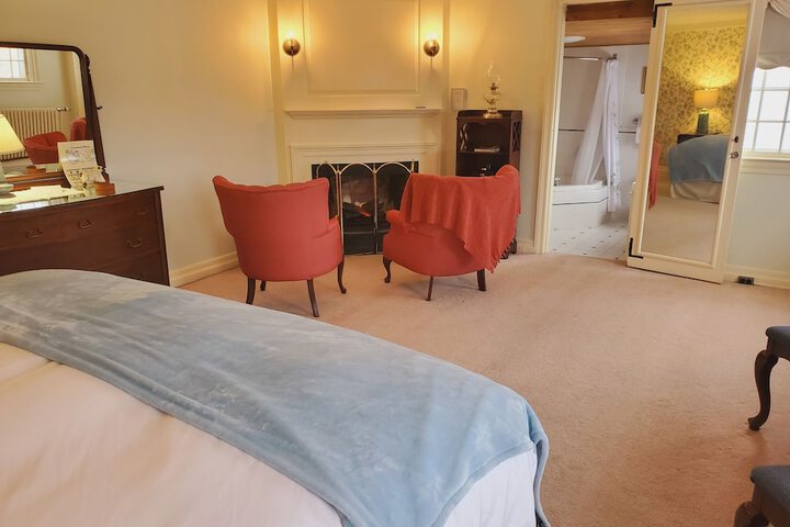 Room 25 of 59