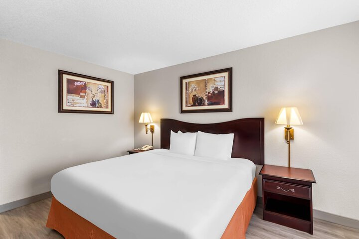 Country Inn & Suites by Radisson Hot Springs, AR
