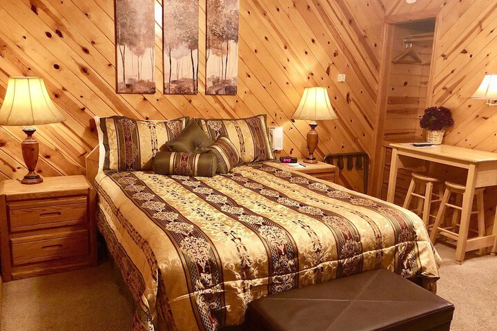 Room 6 of 39