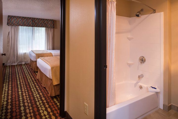 Room 31 of 82