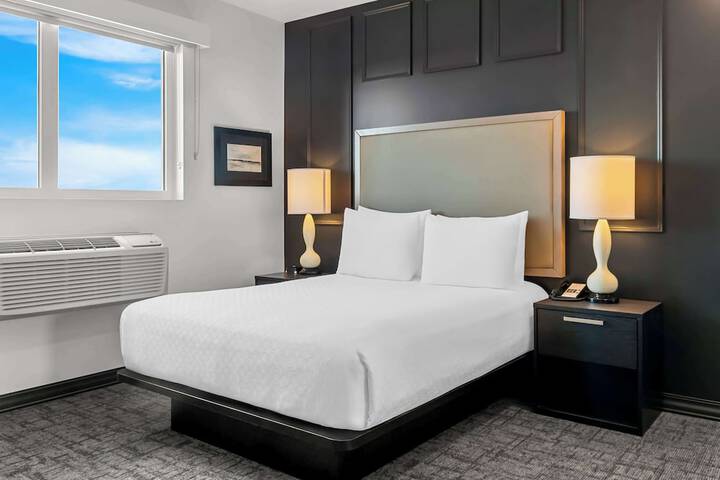 Room 46 of 58