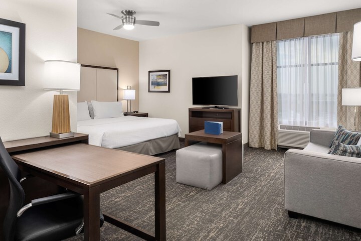 Room 16 of 30