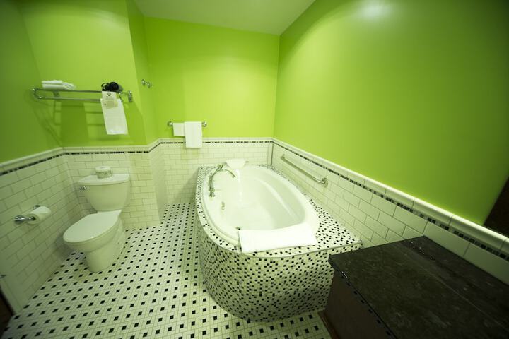 Hume Hotel & Spa