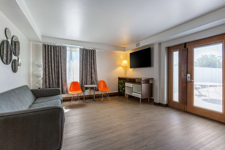Room 14 of 41