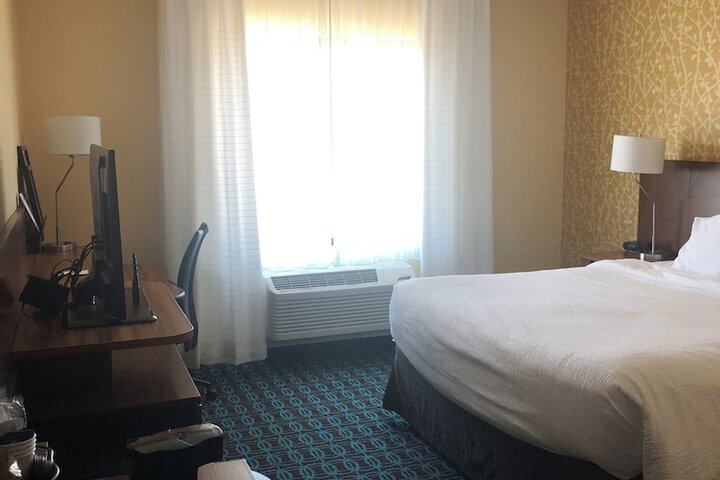 Fairfield Inn & Suites by Marriott Detroit Lakes