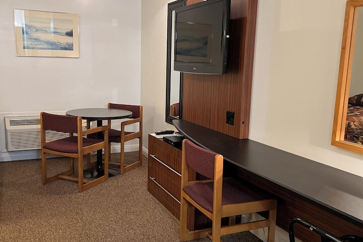 Room 14 of 15