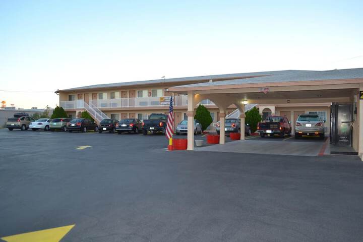 Hotel 4 of 26