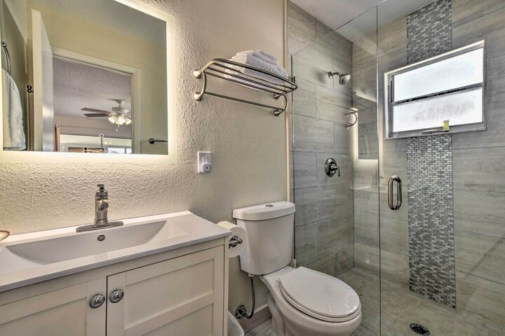 Apollo Beach Gem w / Pool: the Flamingo House'