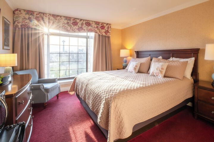 Red Coach Inn