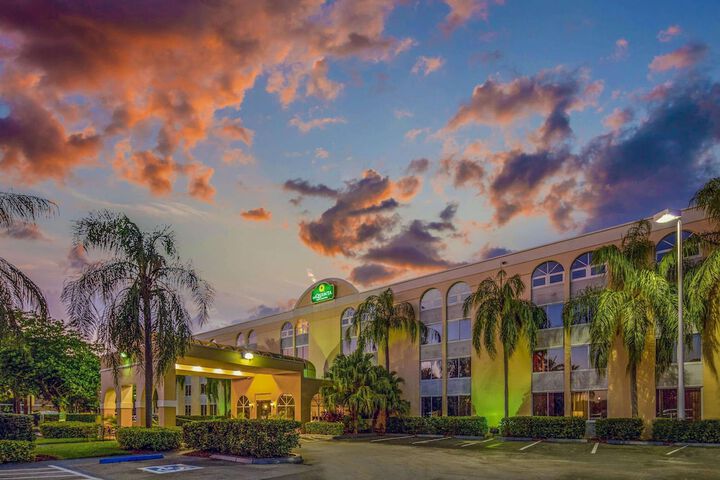 Hotel 2 of 31