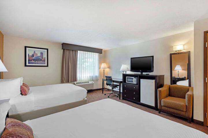 Room 7 of 27