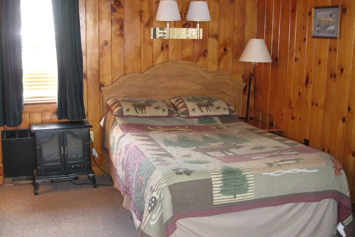 Room 26 of 38