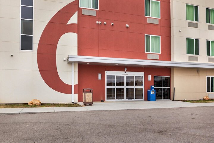 Motel 6 Poplar Bluff MO