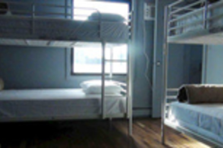 EXPLORE HOTEL & HOSTEL