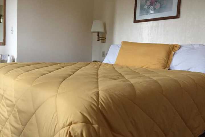 Room 30 of 43