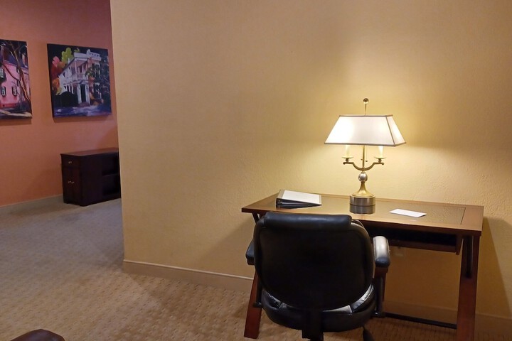 Room 68 of 86