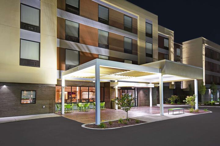 Home2 Suites by Hilton Utica NY