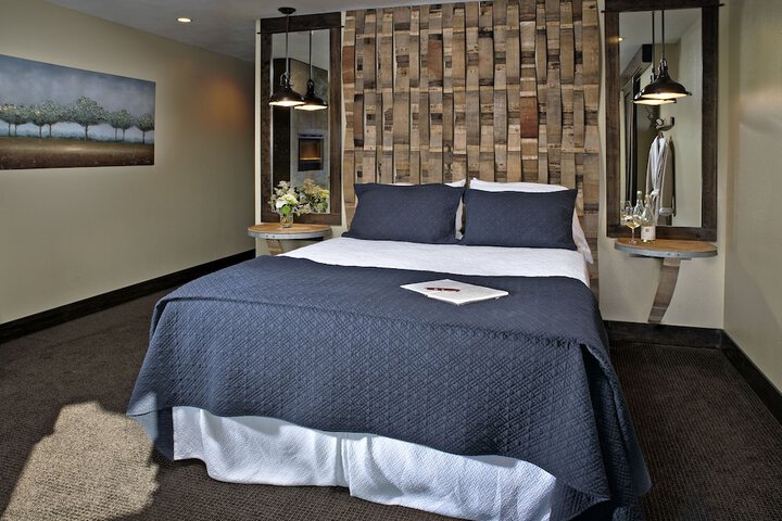 Room 34 of 53