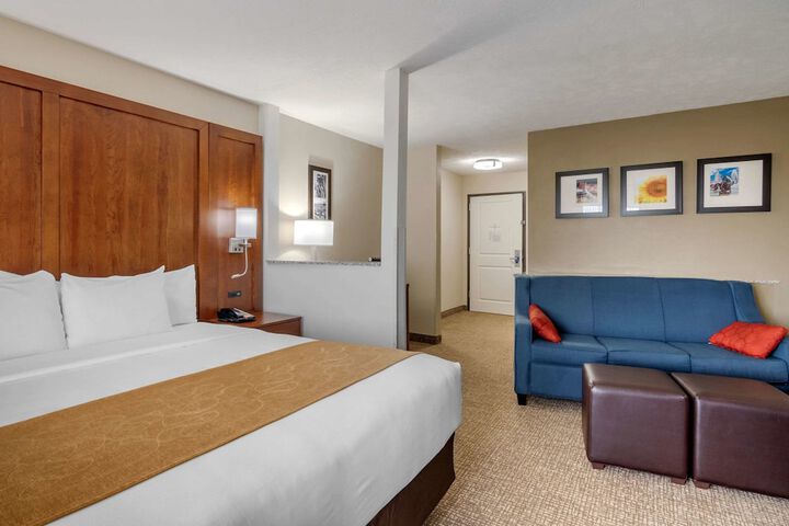 Room 28 of 40