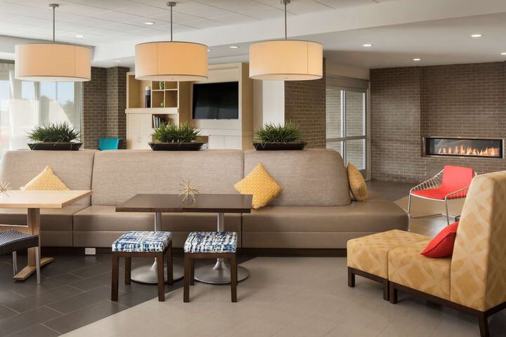 Home2 Suites by Hilton Mishawaka South Bend IN