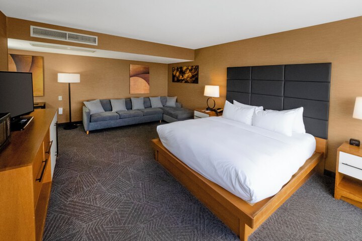 DoubleTree by Hilton Hotel Niagara Falls New York
