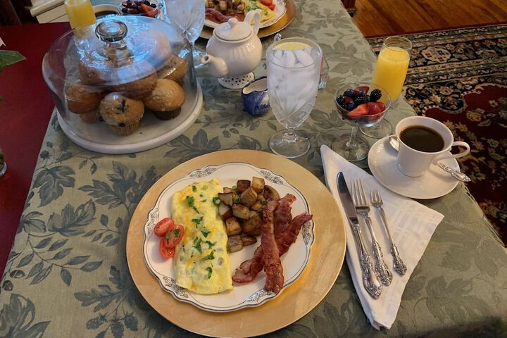 Breakfast/Coffee Service 43 of 45