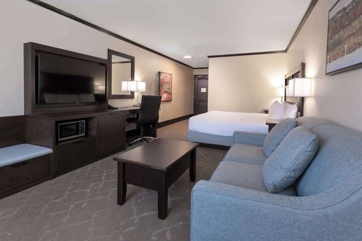 Prestige Rocky Mountain Resort Cranbrook WorldHotels Crafted