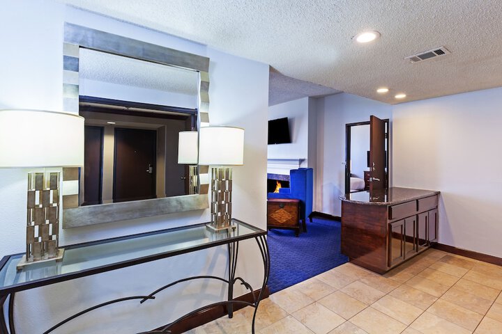Hilton Waco
