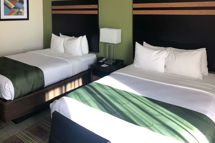 Room 15 of 52