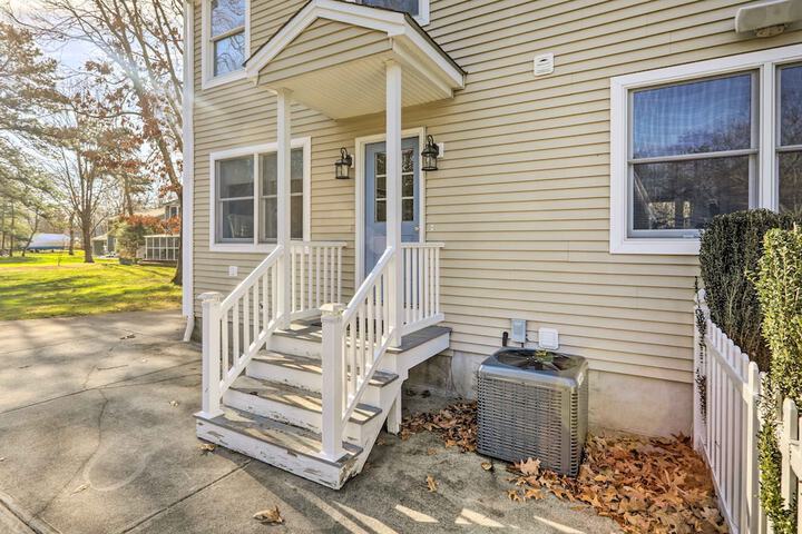 7 Mi to Downtown Providence: Quiet Apt in Seekonk