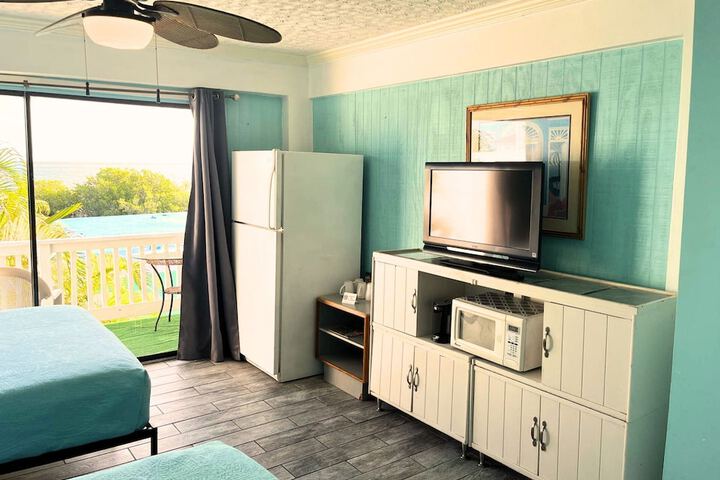 Room 15 of 51