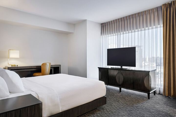 The Southlake Hotel
