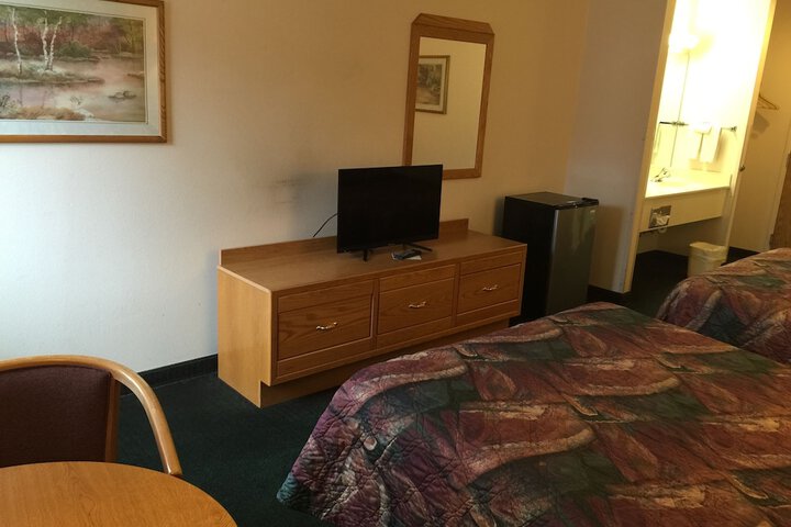 Room 17 of 24