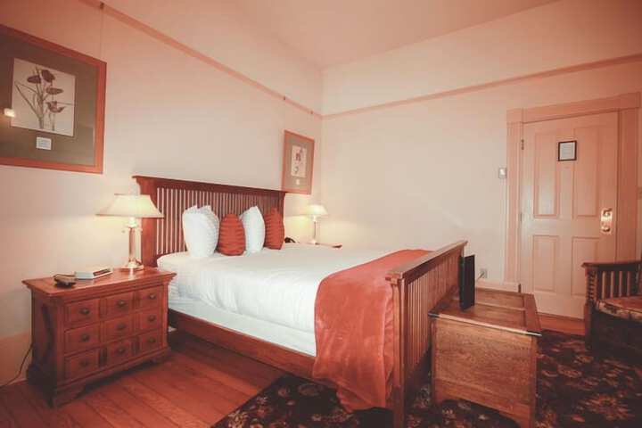 Room 22 of 58
