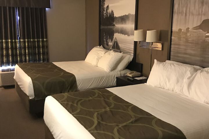 Super 8 by Wyndham Prince Albert