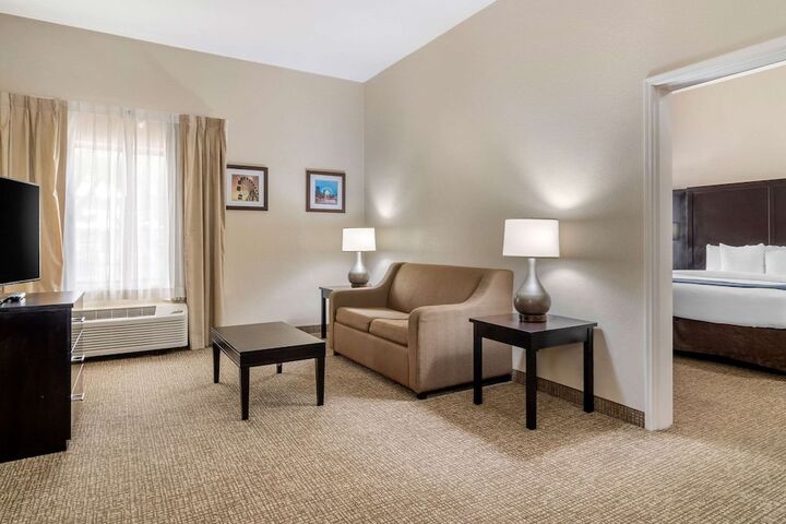 Room 26 of 51