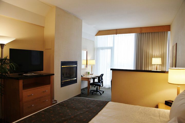 Room 42 of 71
