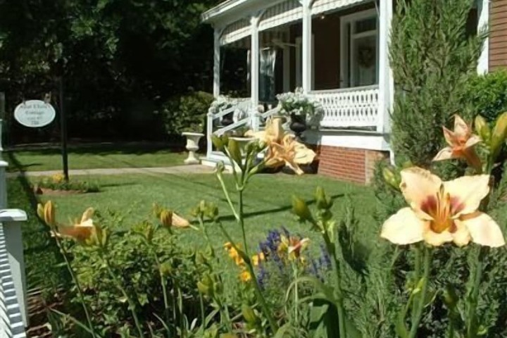 Devereaux Shields House