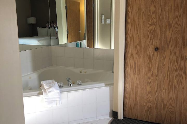 Nomad Hotel and Suites
